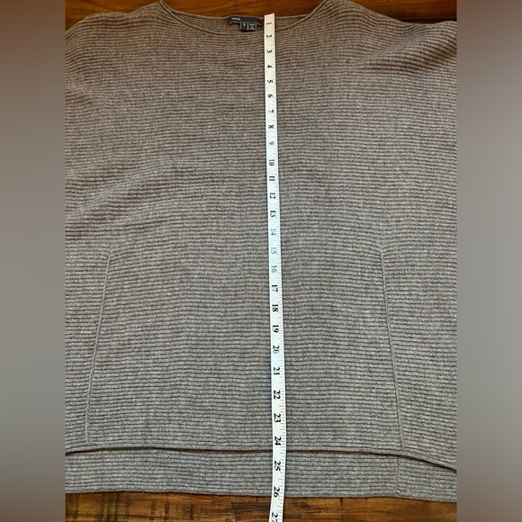 Vince Women's Wool Cashmere Ribbed Taupe Knit Poncho Sweater Small/Medium - Picture 8 of 9